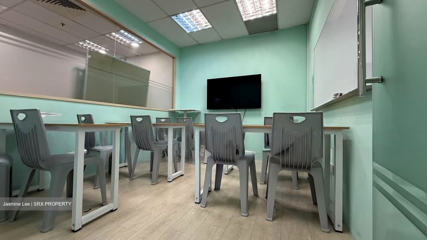 Balmoral Plaza (D10), Office #588075291